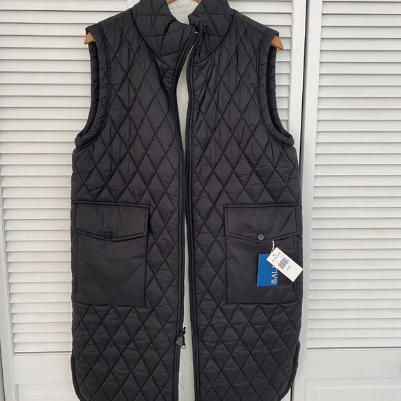 ALALA Reversible Puffer Vest - Picture 4 of 6
